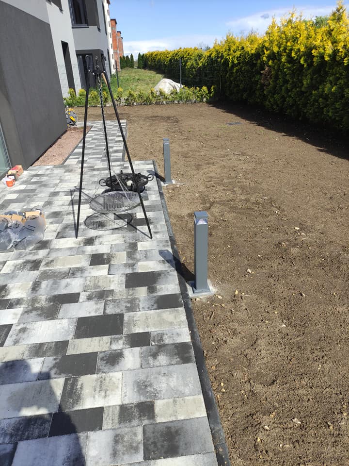 PD-INSTAL - Montaż lamp ogrodowych