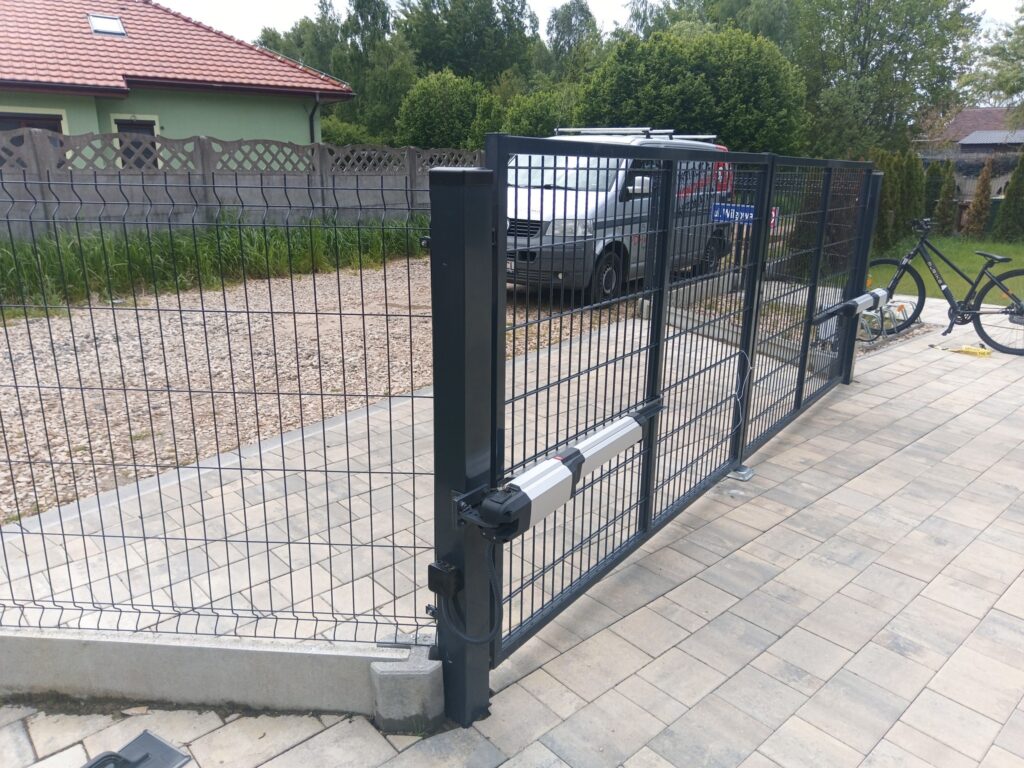 PD-INSTAL - Brama wjazdowa z napędem elektrycznym